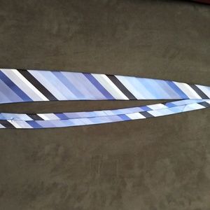 Layered Blue Kenneth Cole Reaction Tie
